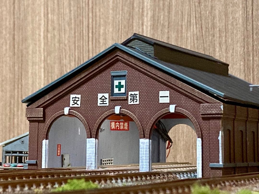 Nゲージ 鉄道模型ジオラマ 昭和のレンガ機関庫