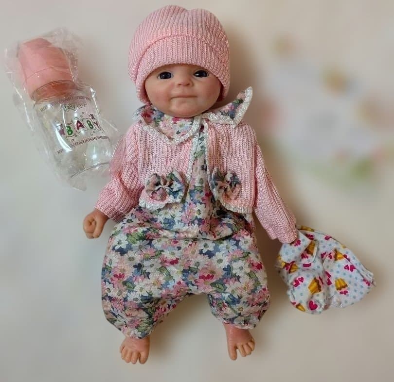 フルシリコン リボーンドール　優しい目の女の子