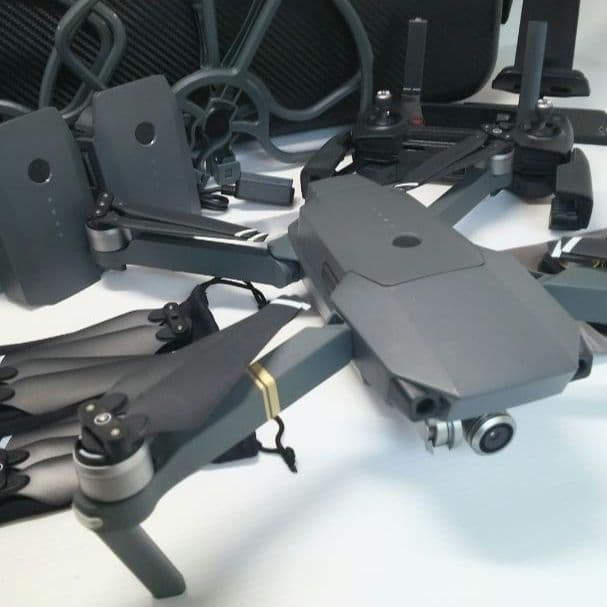 ドローン DJI Mavic Pro ＋付属品・キャリーバッグ
