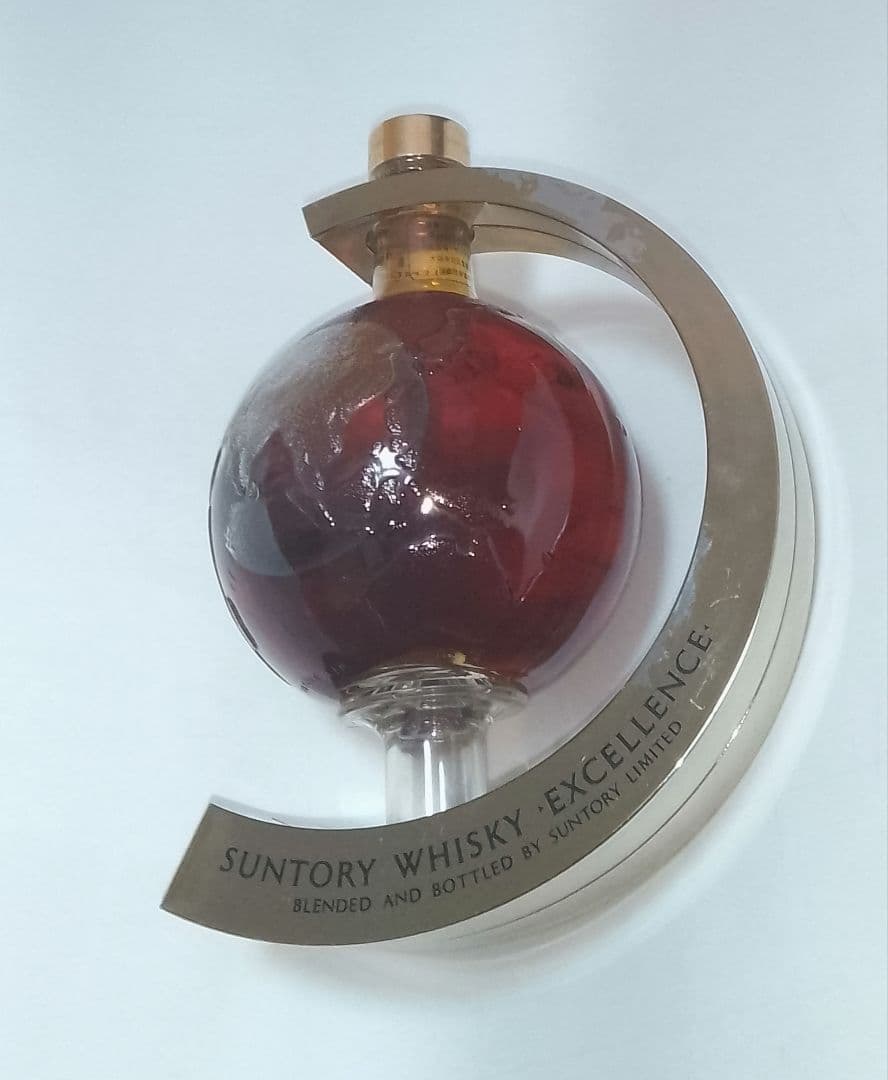 SUNTORY 地球儀型ウイスキー EXCELLENCE DAIMARU