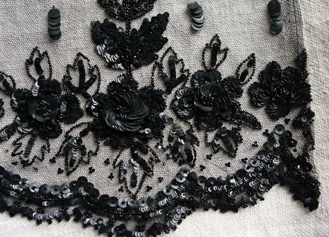 フランスアンティーク　オートクチュール刺繍 リュネビル刺繍　ピース　希少