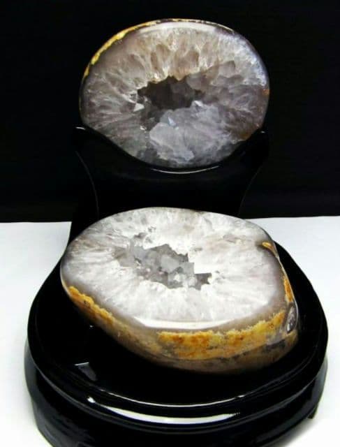 割引大特価✴️高品質✴️美品✴️開運✴️トレジャー瑪瑙 ペア水晶 ジオード 龍穴