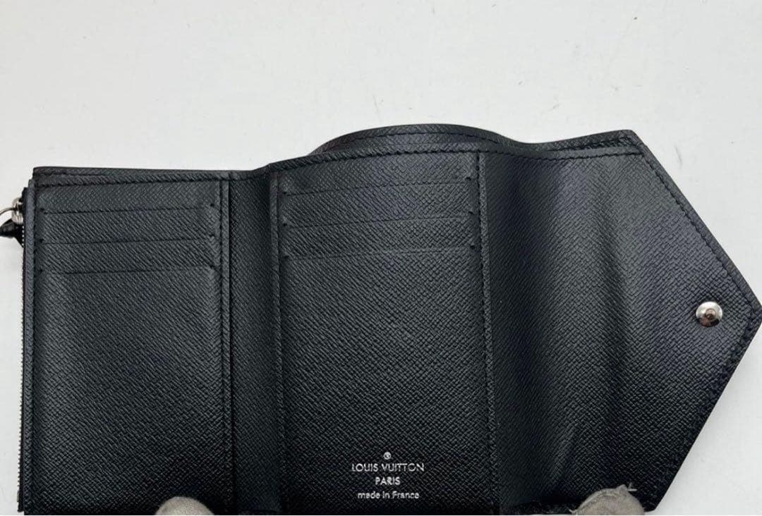 LOUIS VUITTON エピ二つ折り財布