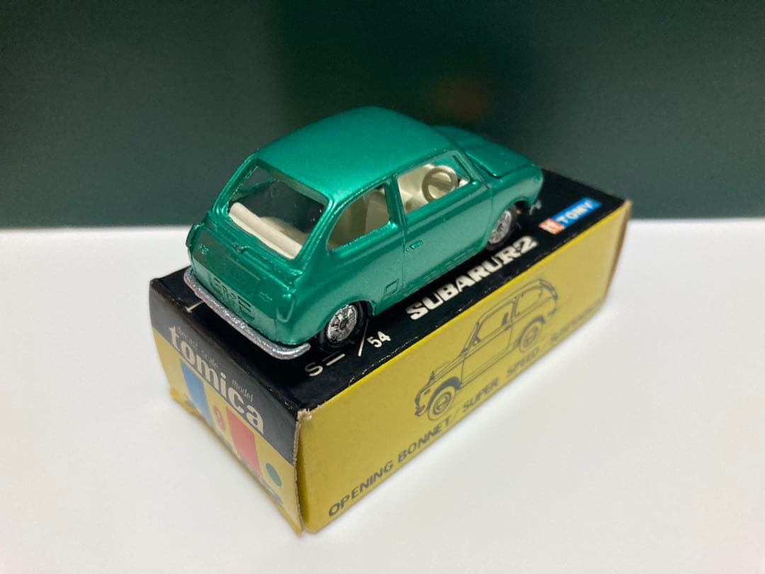 トミカ　No. 9 日本製　スバル　R-2 白シート 緑色指名箱