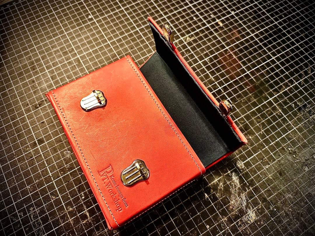 10月のSALE品！Pvt.Workshop 本革　デッキケース