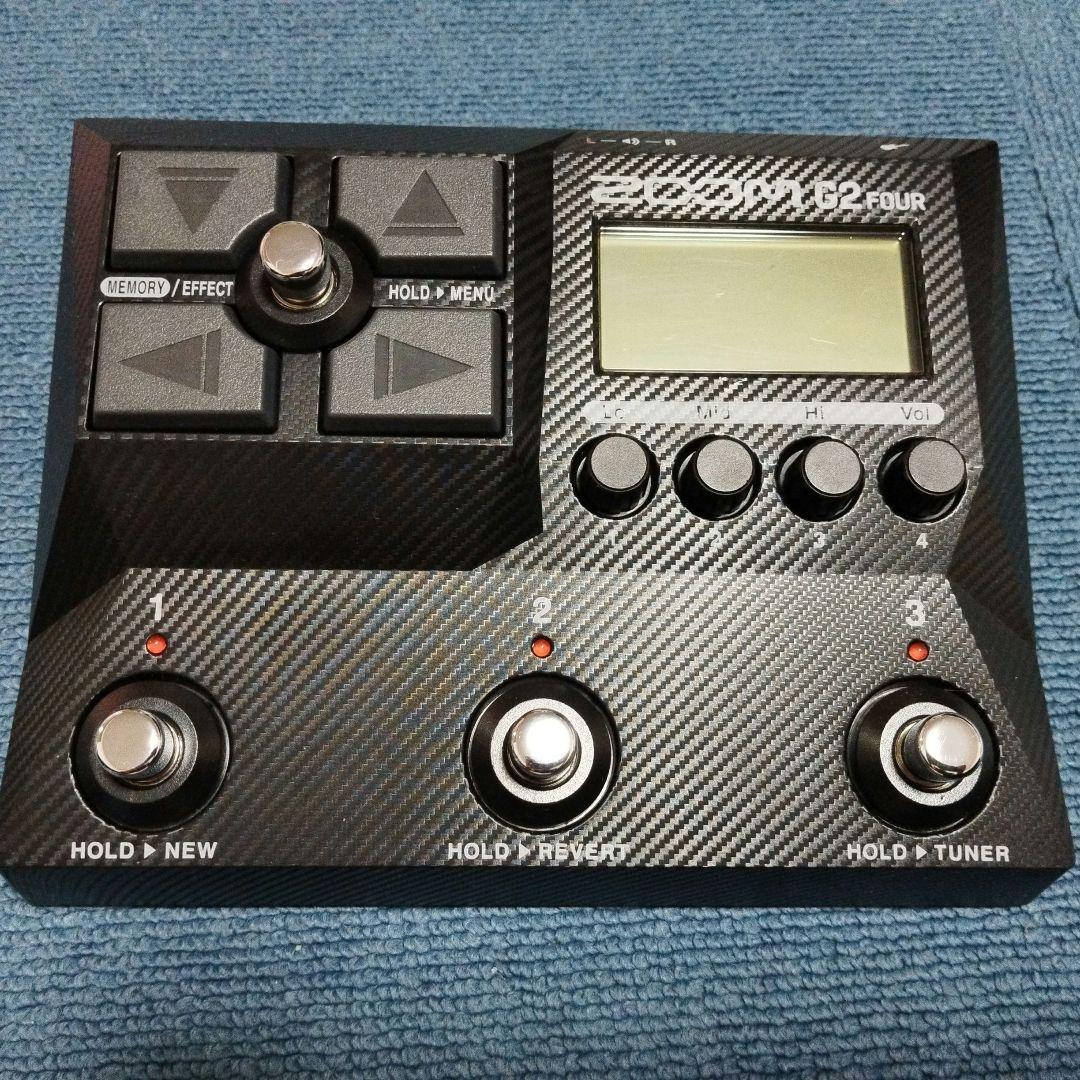Zoom G2 FOUR ギターエフェクター 本体とACアダプター