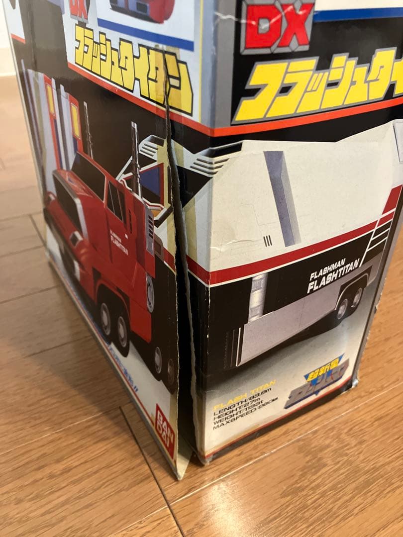 バンダイ DX フラッシュタイタン