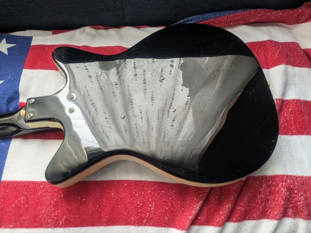 ジミー・ペイジ愛用！　Danelectro エレキギター