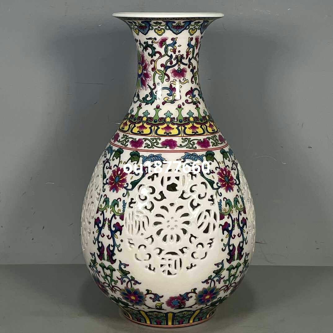 五色花紋透かし彫り美術品 置物 景徳鎮 陶磁器 装飾品現代 工芸品