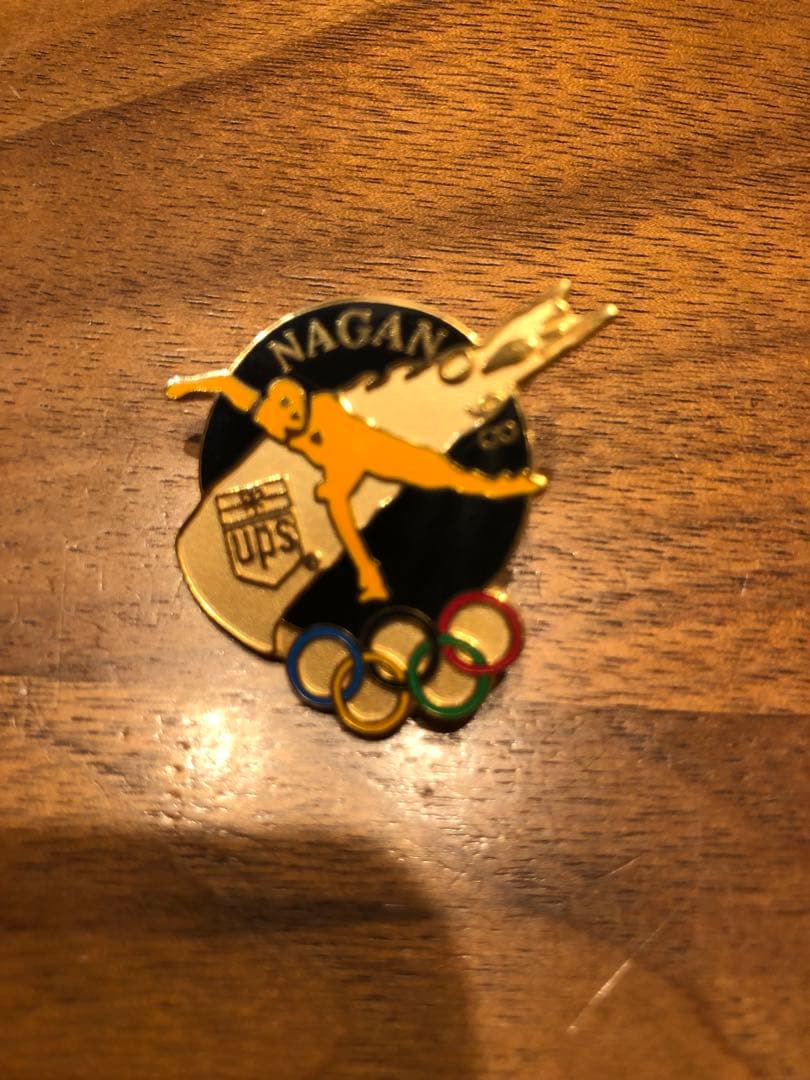 NAGANOオリンピック スケート選手 UPS社ピンバッジ