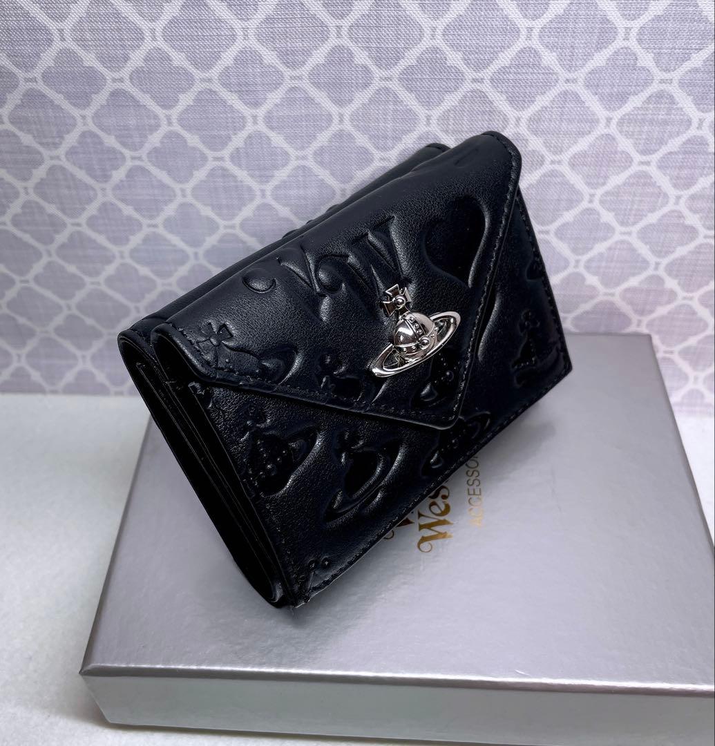【内柄も素敵☆最新】Vivienne Westwood 三折財布 マット黒