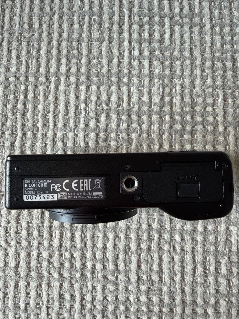 [美品] RICOH GR III 予備バッテリー＆充電器