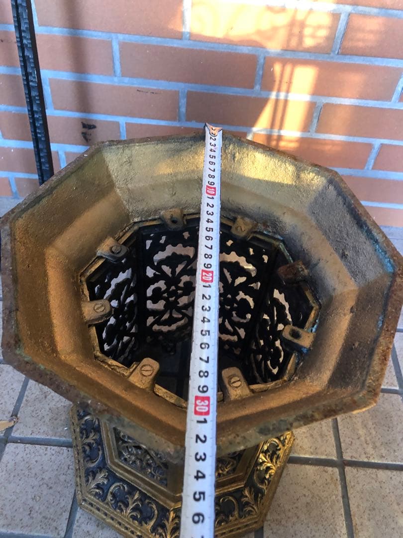 フラワースタンド　ヨーロピアン風　アンティーク調　ロココ調　コーヒーテーブル