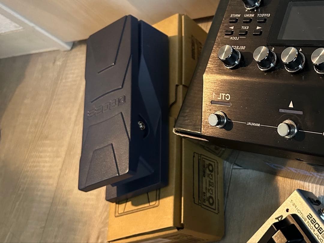 しろ　EV-30