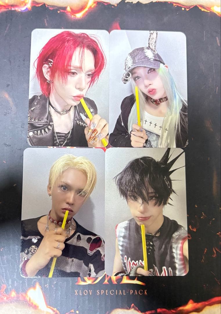 XLOV RISING STAR トレカ4枚セット