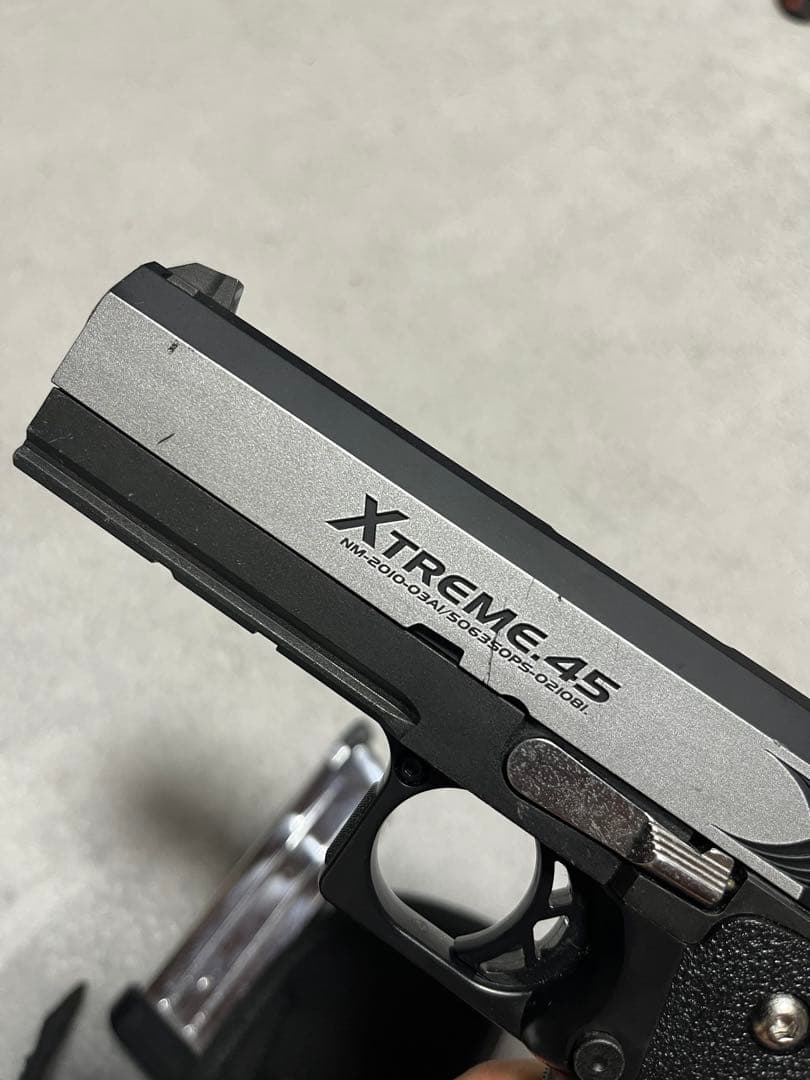 ハイキャパ　エクストリーム　本体・マガジン・ホルスターセット01