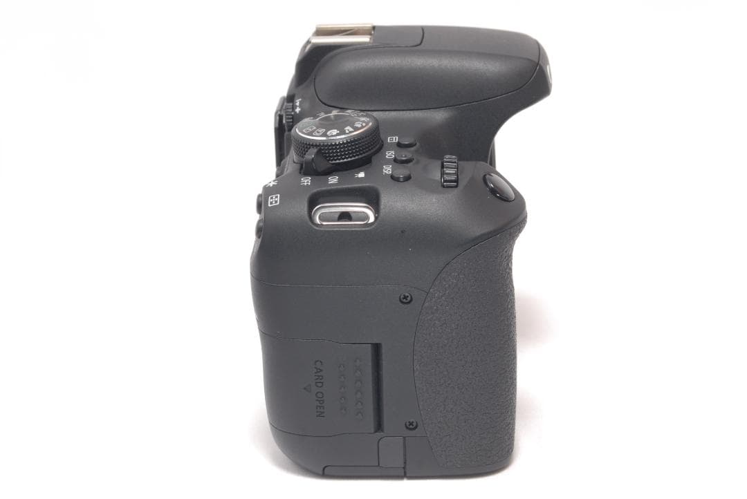 ⭐️遠くも近くもキレイ⭐️Canon Kiss X8i キャノン　デジタル一眼