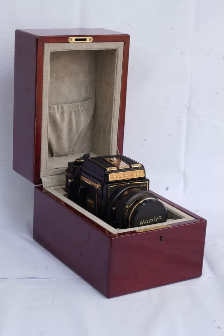 MamiyaRB67 ProSD Gold 50周年限定