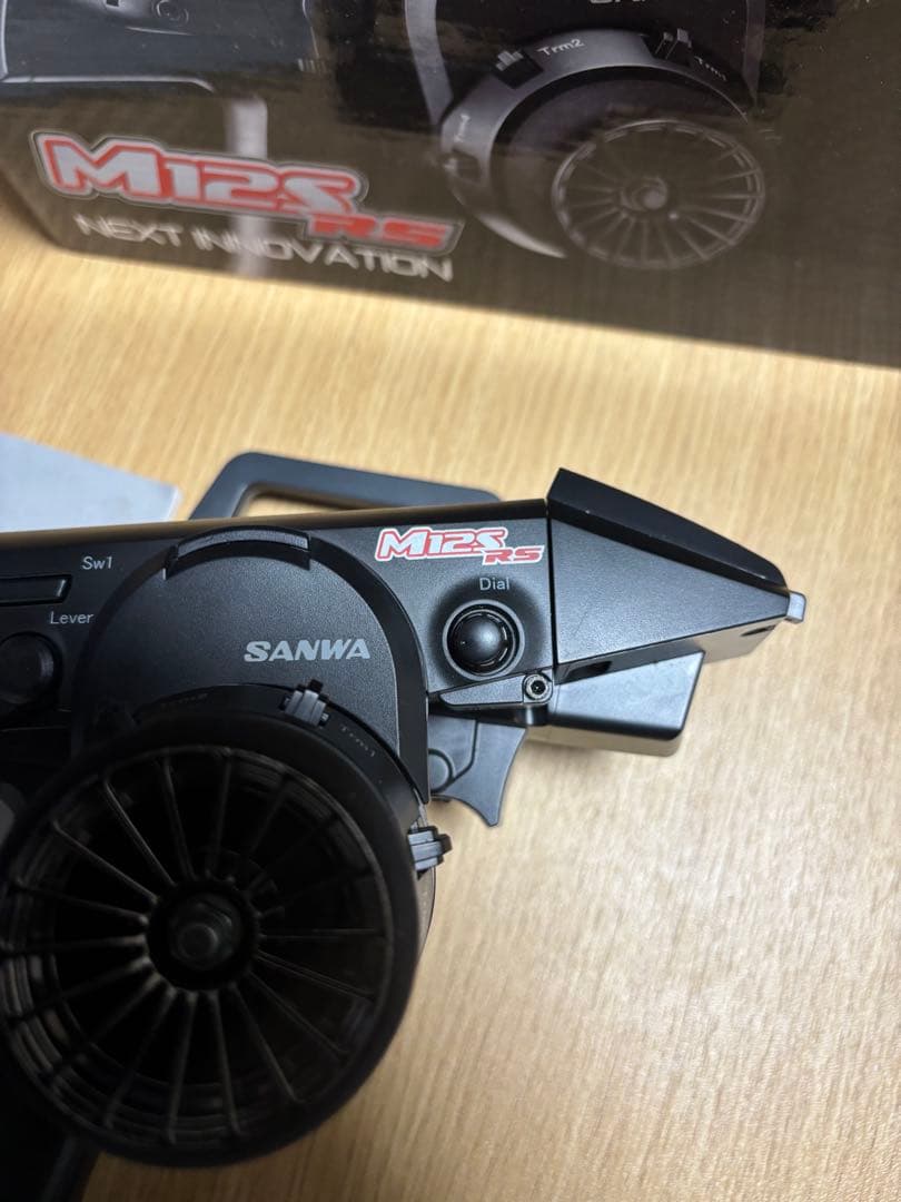 c*n様 サンワSANWA M12S RS ラジコン送信機