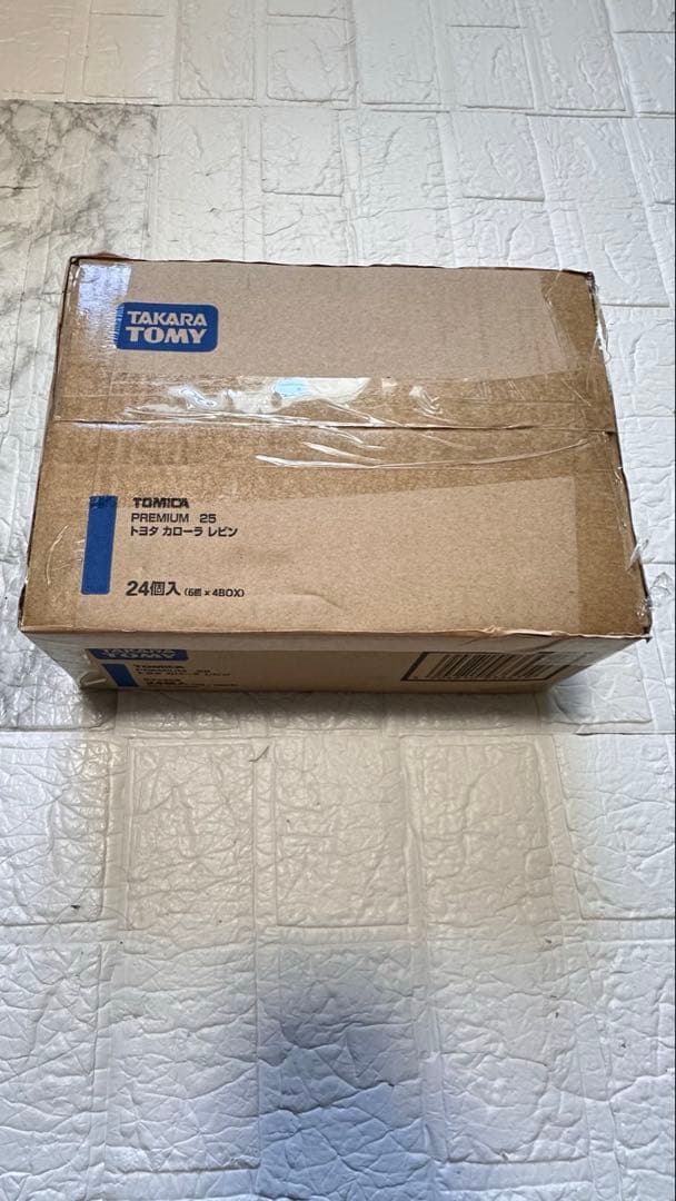 新品カートン　トミカプレミアム　25 カローラレビン　赤