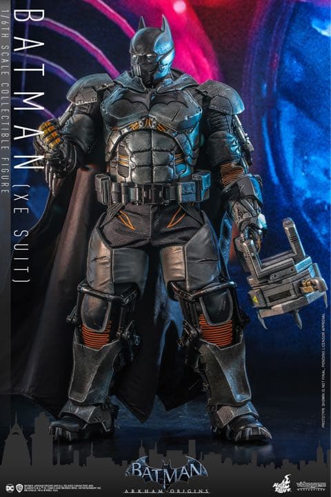 バットマン：アーカム・ビギンズ バットマン（XEスーツ版）ボーナスアクセサリー付