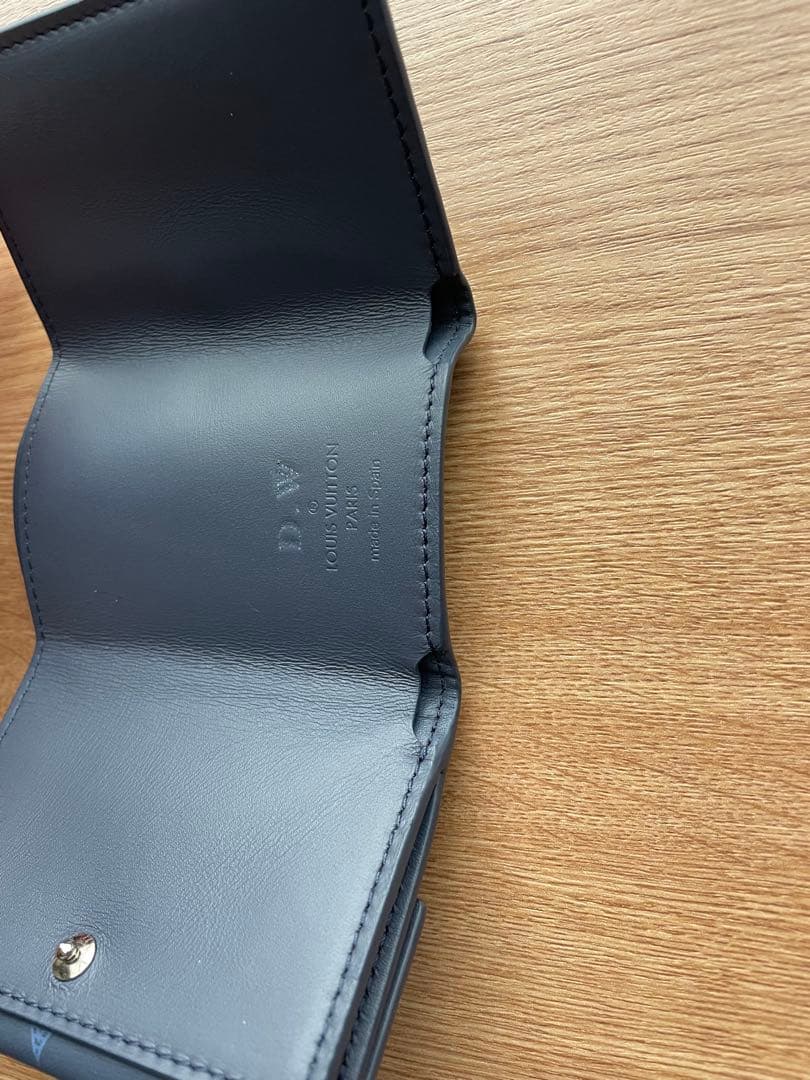 LOUIS VUITTON モノグラム シャドウディスカバリーコンパクト 財布