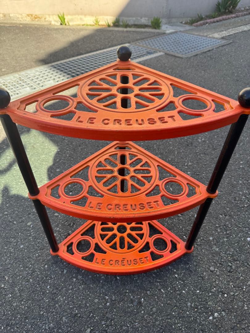 ルクルーゼ　ホーロー鍋スタンドLe Creuset鋳物ポット