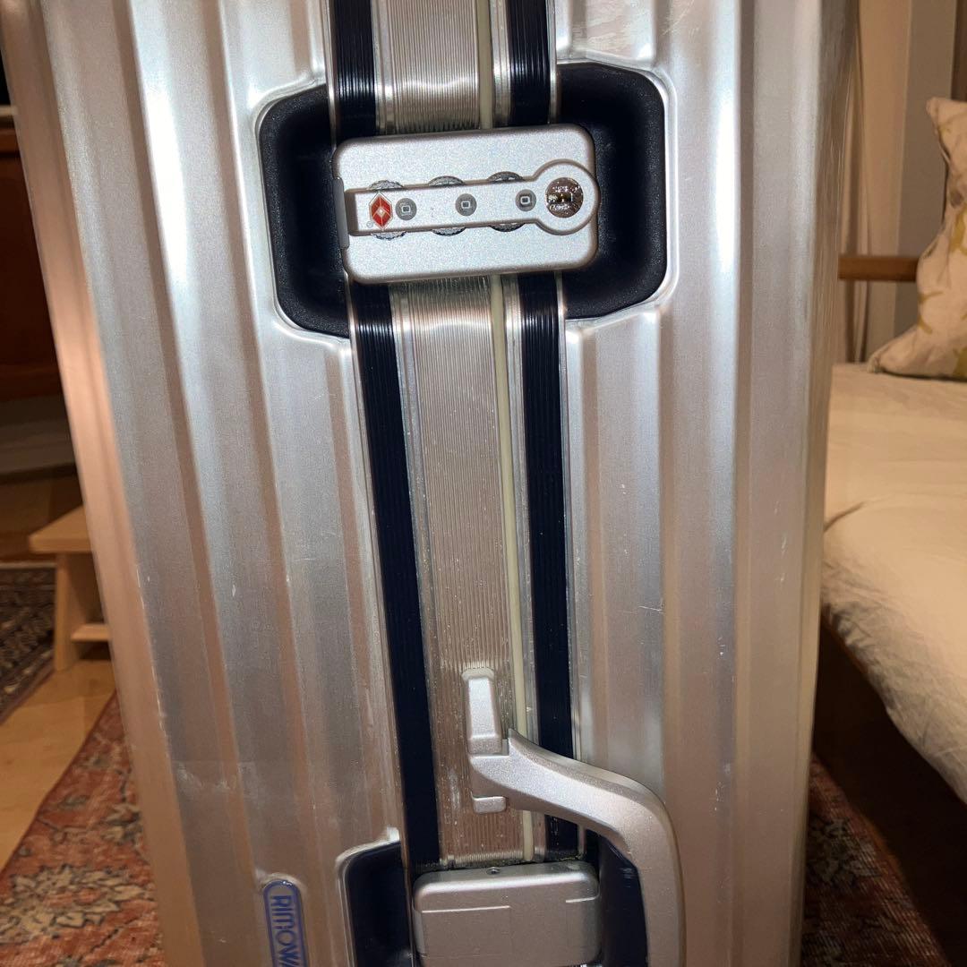 RIMOWA シルバーアルミキャリーケース 大型　4輪