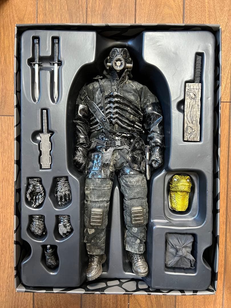 threezero カイマン ドロヘドロ フィギュア MHz限定DX版 小冊子付