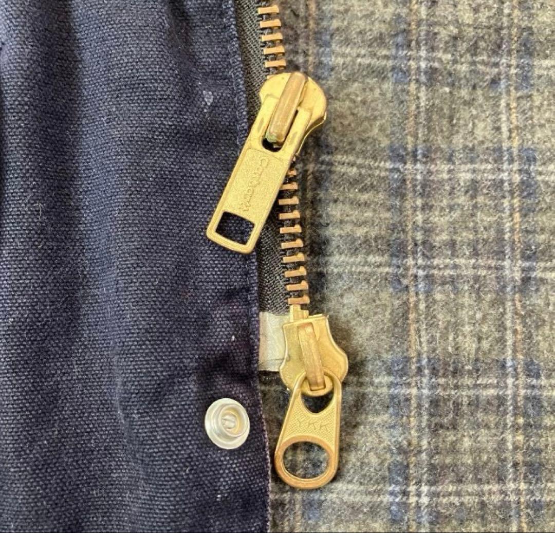 古着　Carhartt ネイビー ジャケット C52MDT