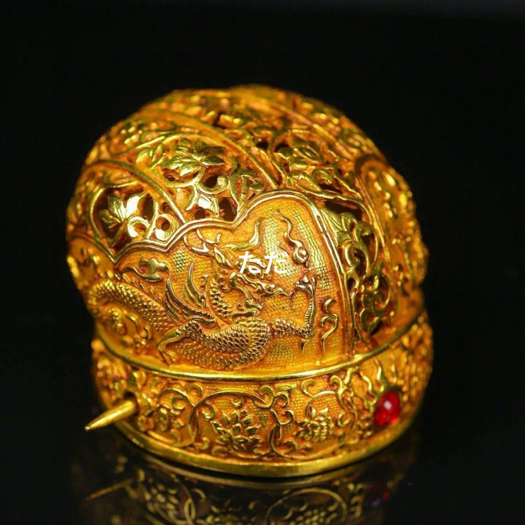 銅器 枝葡萄紋冠鏤官帽 金竜帽冠 双龍髪簪冠帽 装飾品 現代工芸品 置物