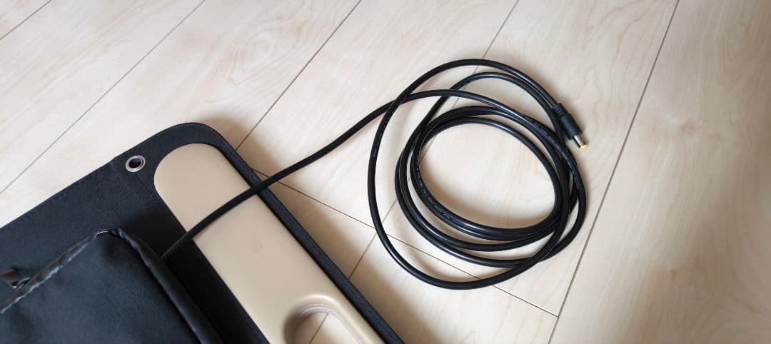 美品中古 JVC ポータブルソーラーパネル BH-SP100-C