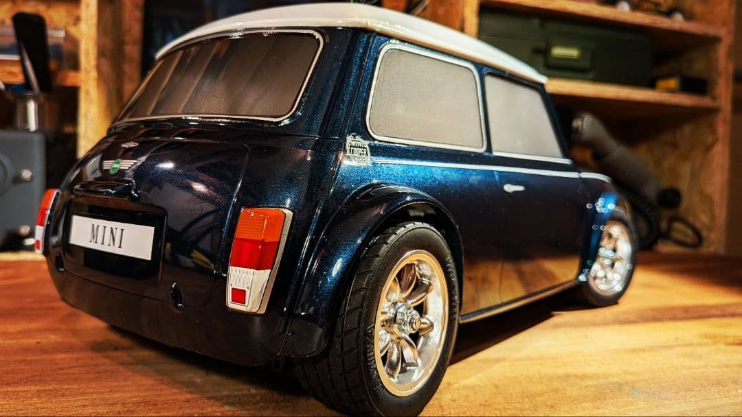 タミヤラジコン　ミニクーパーレーシング　特注色プロ塗装　アルミホイール装着