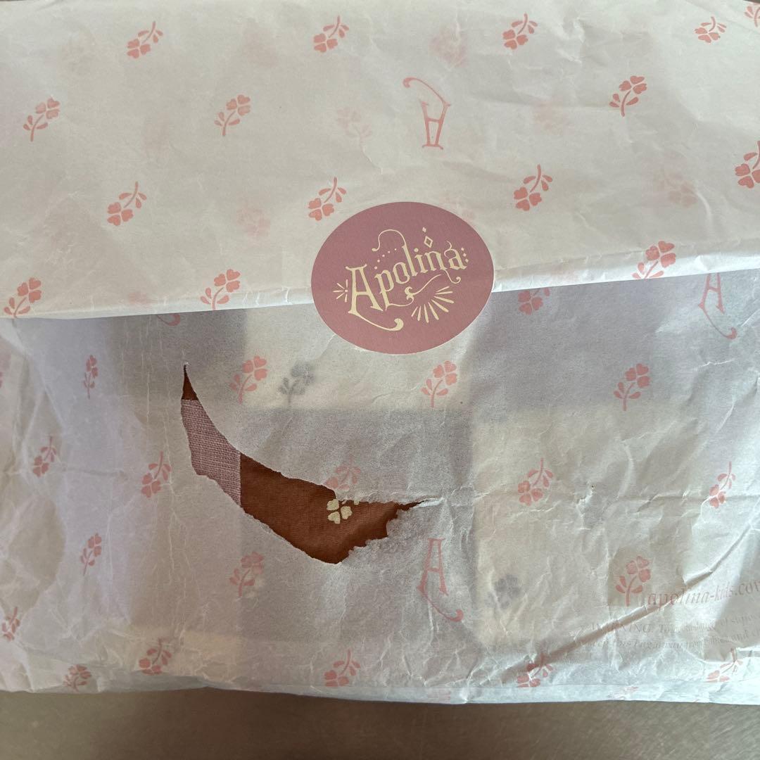 apolina パンツ