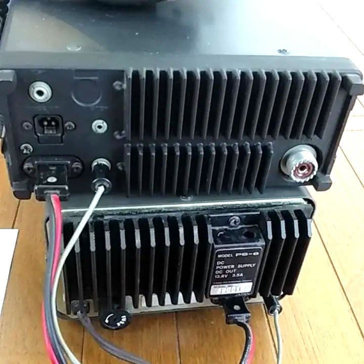 ♦トリオ無線機9000G人気バンド帯♦️特フルセット電源付マイク残品部品多数付