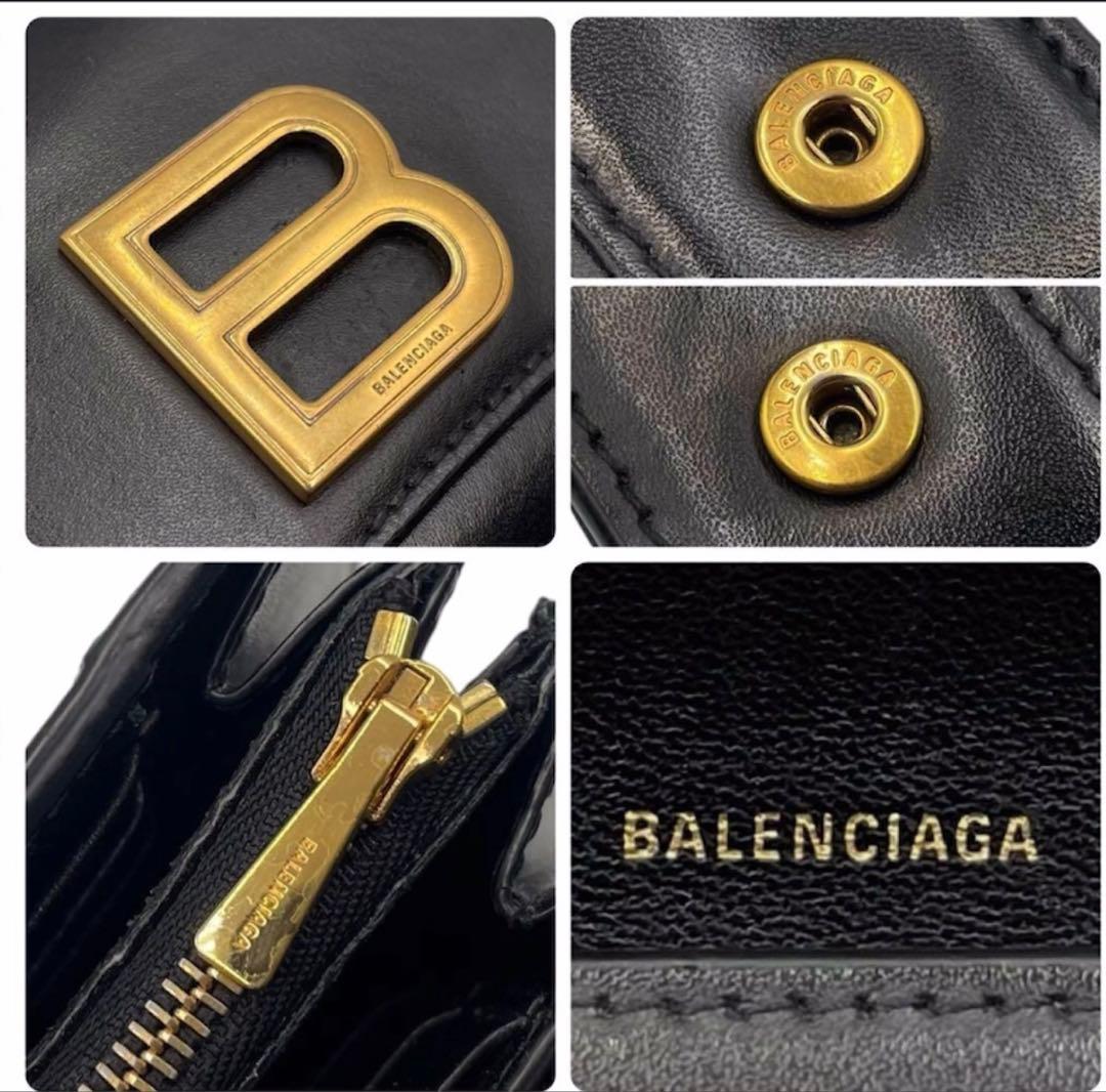 《超美品》バレンシアガ 二つ折り財布 ロゴ金具 本革 レザー ゴールド金具 黒系