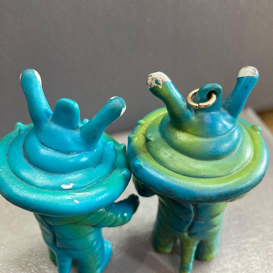 希少　カネゴン　 フィギュア 2体セット