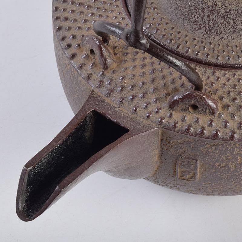 煎茶道具　釜師　菊地政光作　肩霰　銚子　染付山水文替蓋付　共箱　V R9015