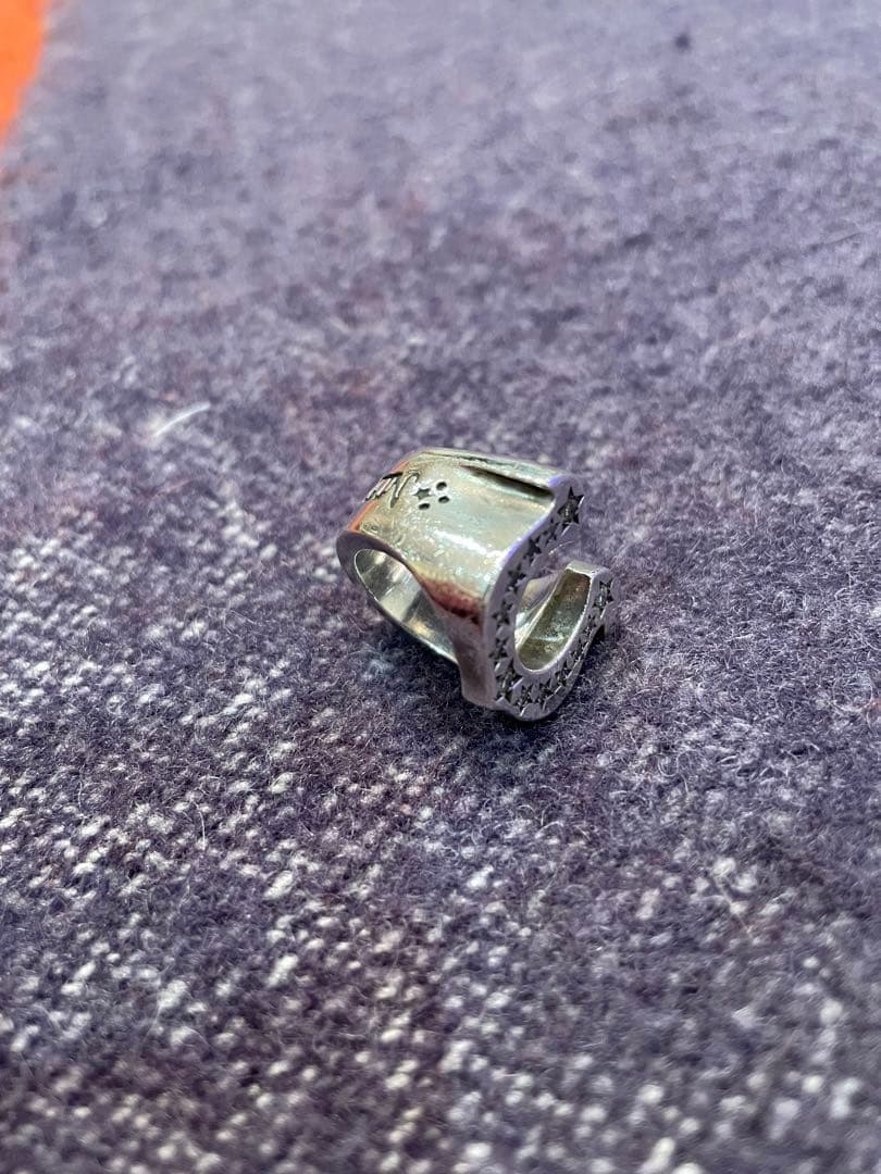 テンダーロイン　ホースシューリング　10号石付きダイヤモンドTENDERLOIN