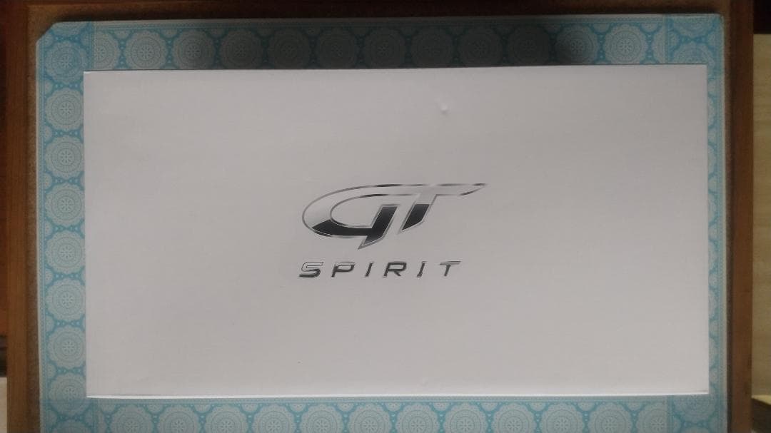 ミニカー 1/18 GT SPIRIT Porsche 911 Turbo ZM013