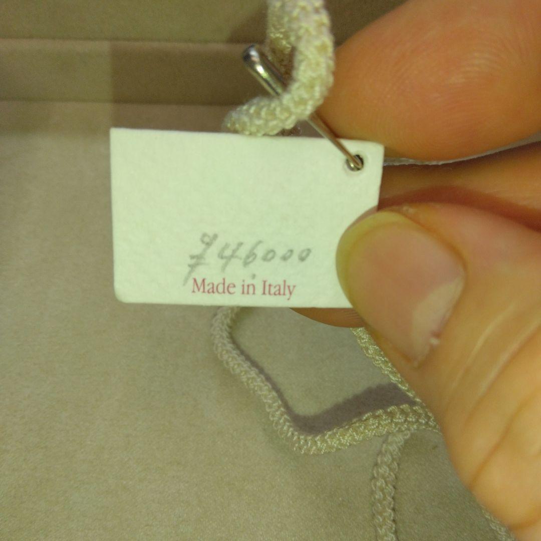 作家作品ビーズネックレス白プードル