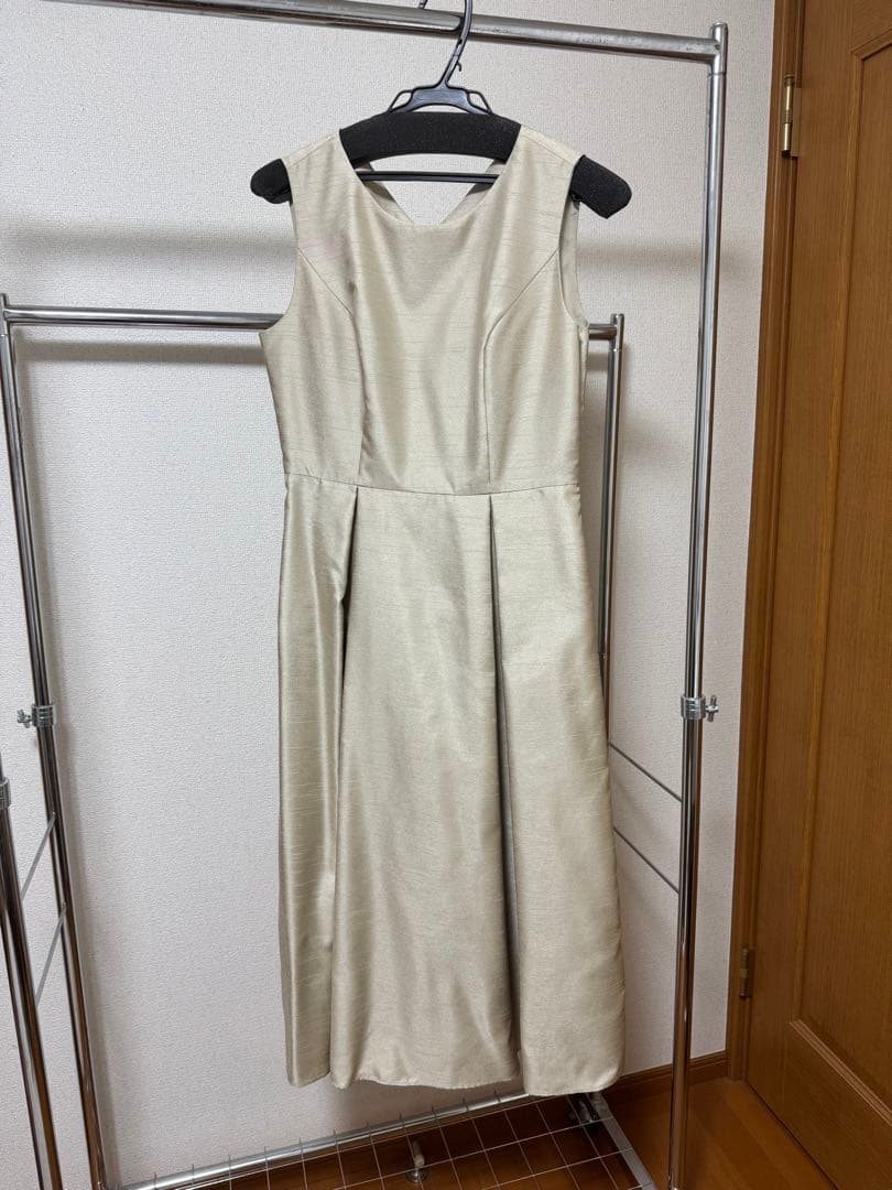 結婚式ドレス　お呼ばれドレス　パーティードレス　オケージョンドレス　Aimer