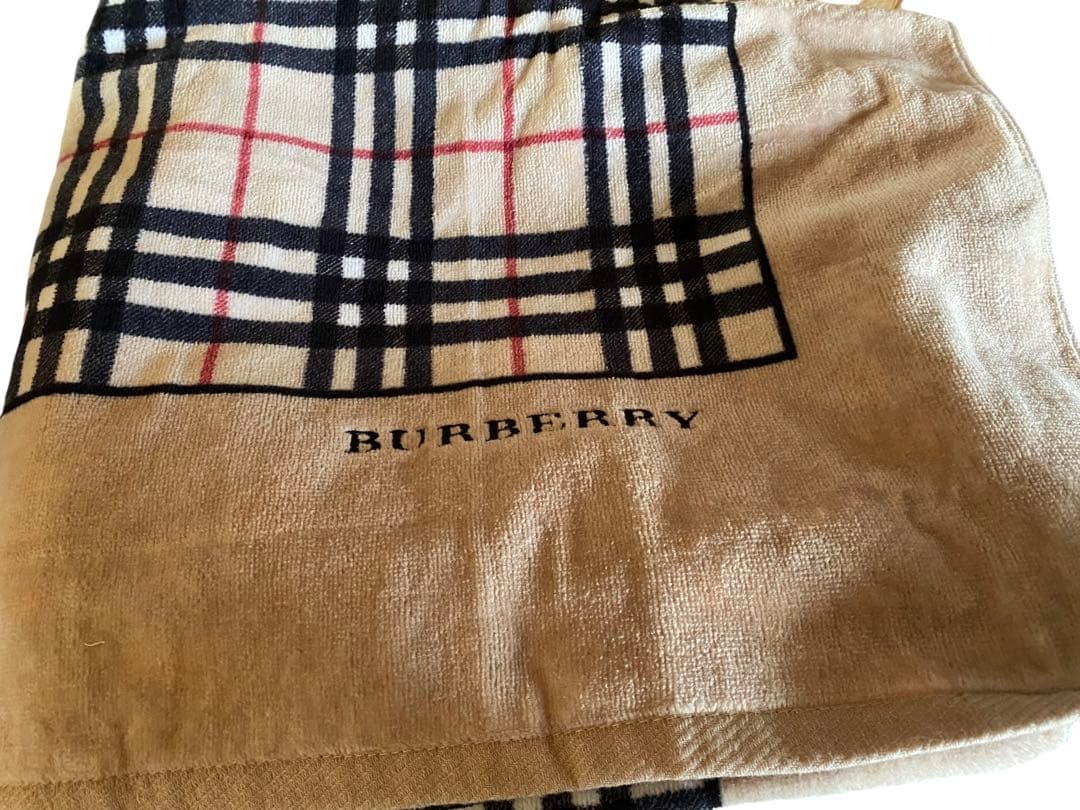 BURBERRY チェック柄 バスタオル　未使用