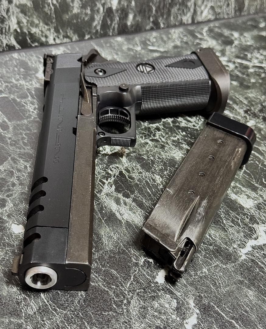 【セミ／フル切り替え】ＷＡ インフィニティ プロキラーＳＶ Ｆ６　マグウェル付属