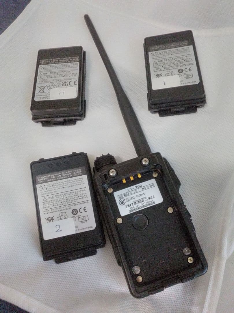 YAESU FT-70D 144/430MHz帯トランシーバー C4FM対応