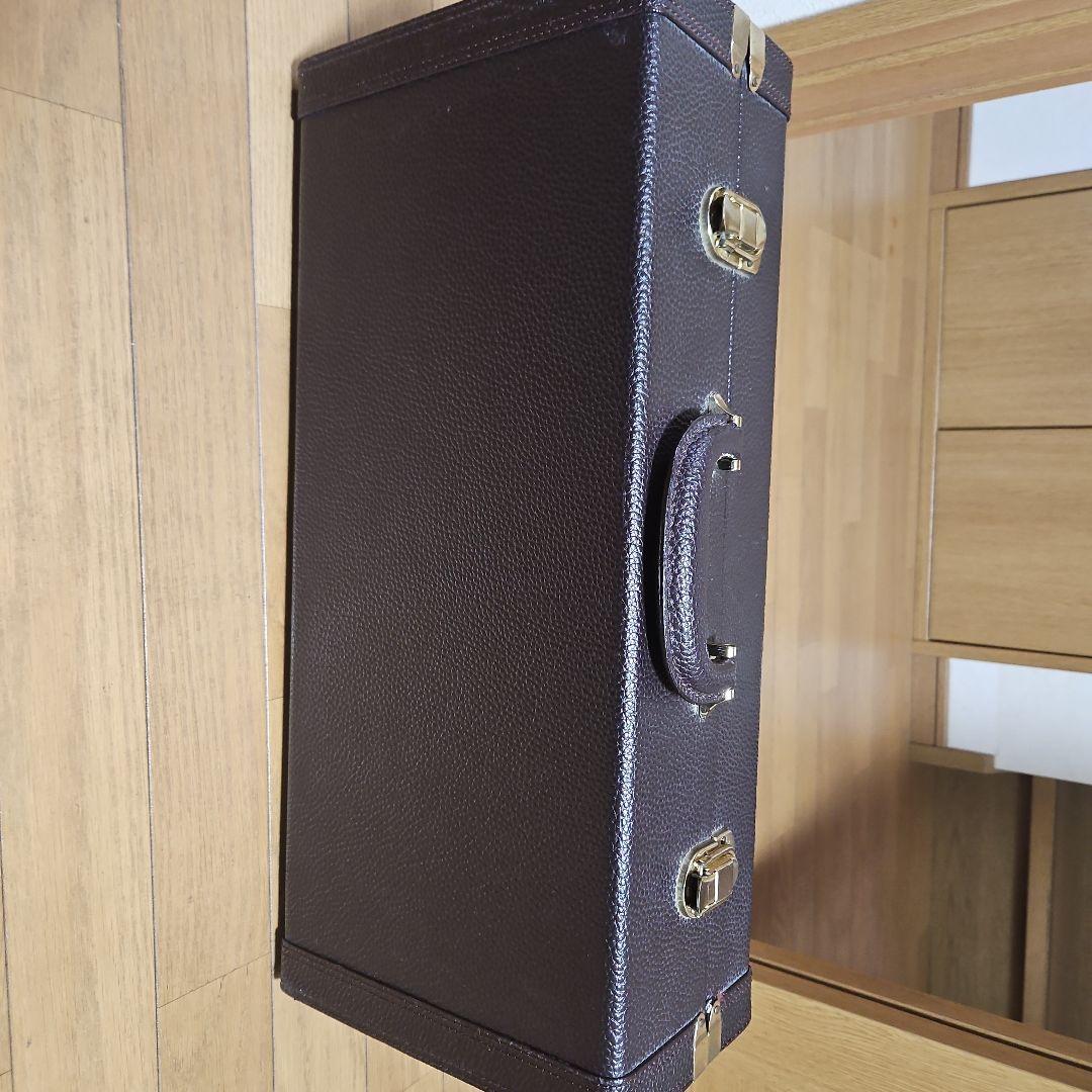 トランペット 本体 金色 ハードケース付き