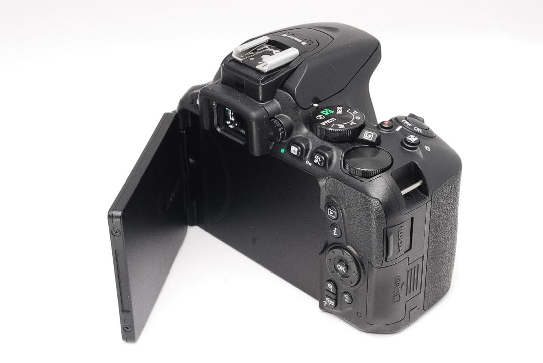 Nikon D5500 S数新品級 デジタル一眼レフ 18-55mmレンズ付き