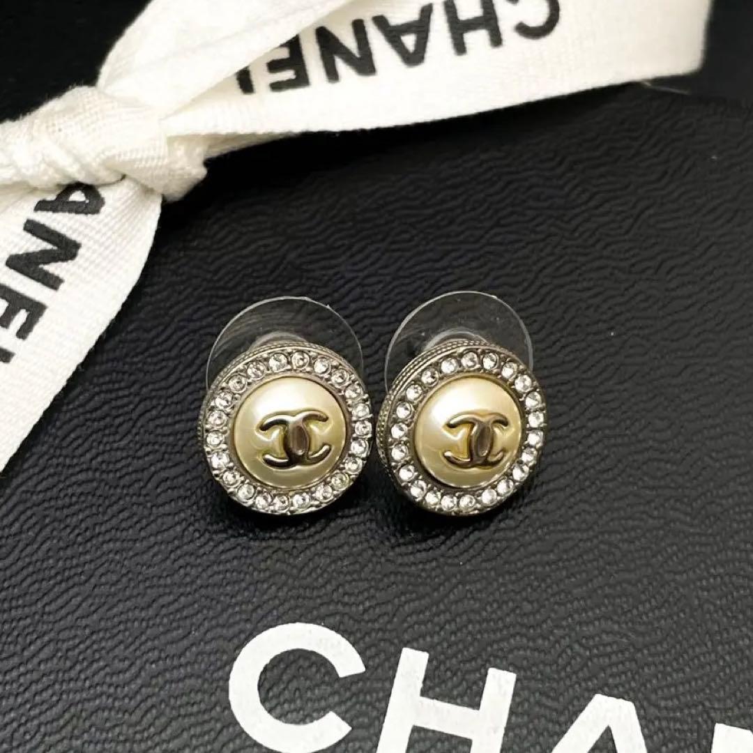美品 シャネル ココマーク ピアス A18P サークル ラインストーン パール.