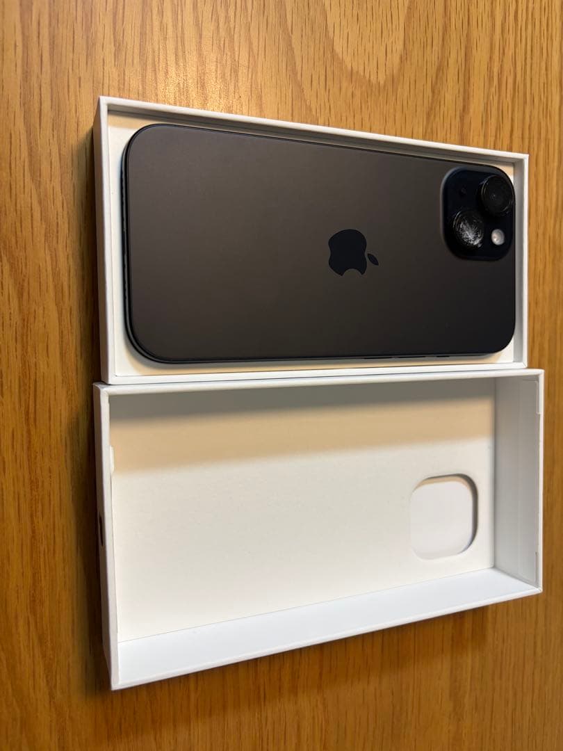 宮*樹様 Apple iPhone 15 ブラック 本体　SIMフリー　256G