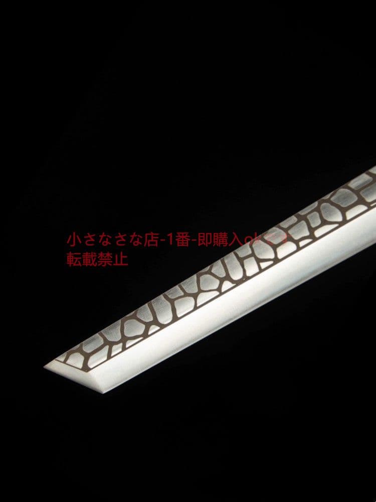 雲が立ち唐刀が立つ  武具 刀装具 日本刀 唐剣 模擬刀 居合刀